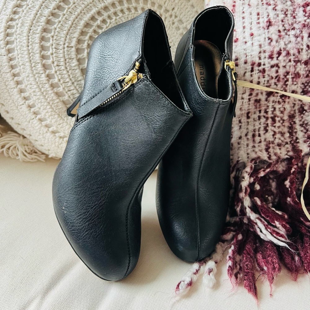 Madden Girl Leather Ankle highheel boots